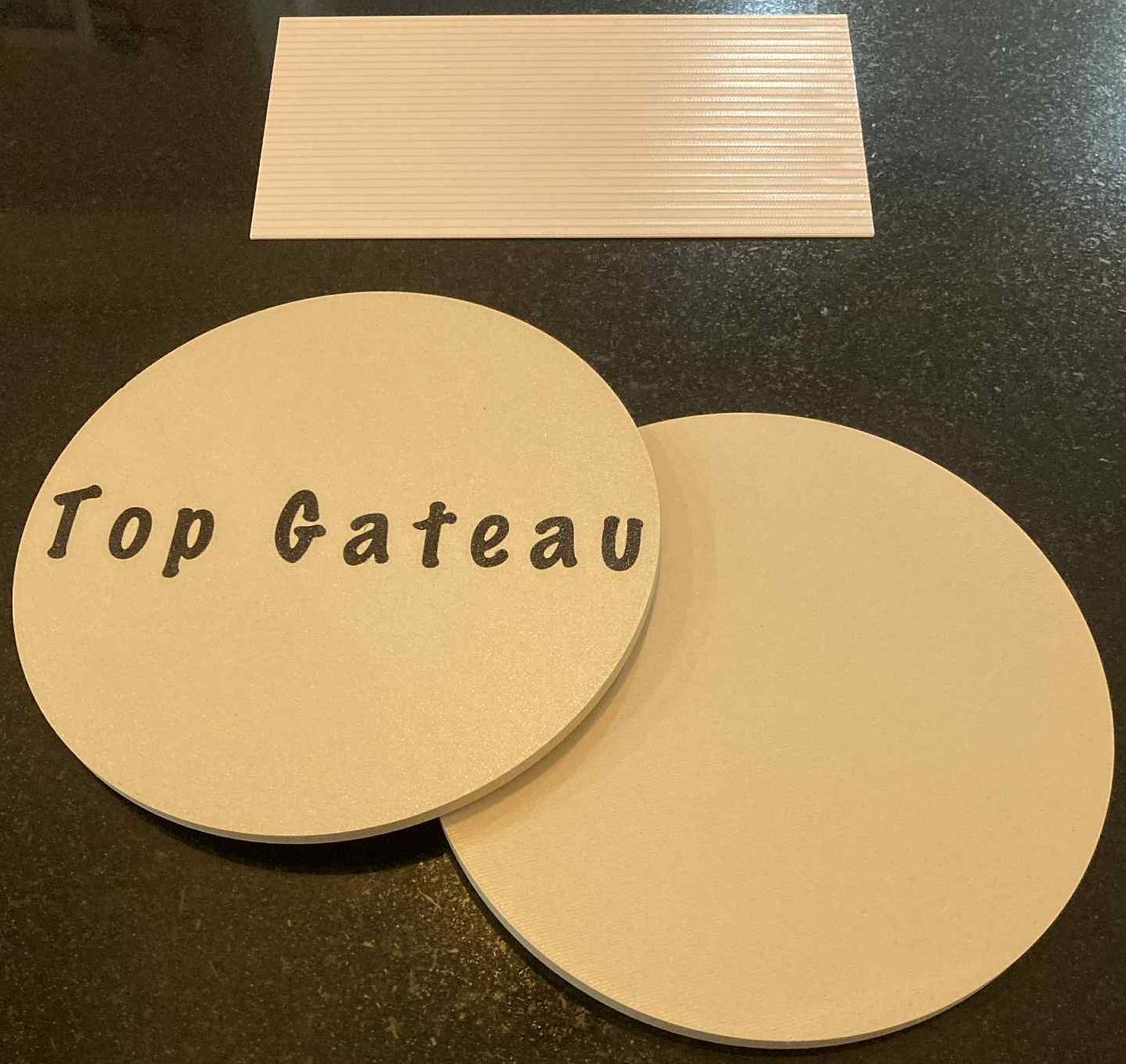 Lisseur de gâteau rond